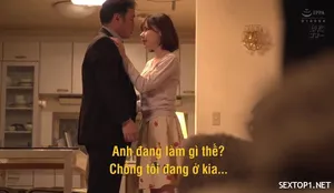 Ba vòng của cô người mẫu mảnh mai rất hồng và mềm mại. Cô ấy khỏa thân và nhét ngón tay vào lỗ. Cô ấy đang ngậm sâu và ăn dương vật. Cô ấy ở trên mà không dùng bao cao su và có rất nhiều chất dịch màu trắng...